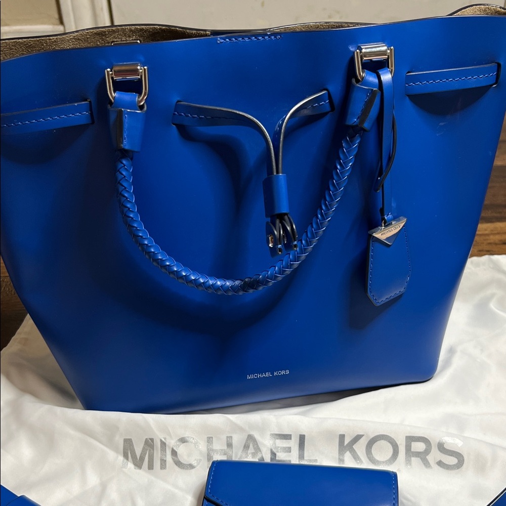Michael Kors Vibrant Blue Tote and Wallet Set - Picture 3 of 7